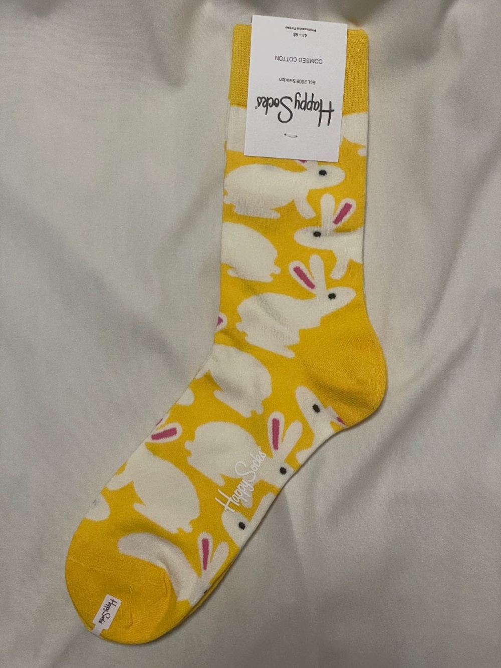 HAPPY SOCKS - Brand new with tags - Size 10-13 (US) - Yellow with white rabbits